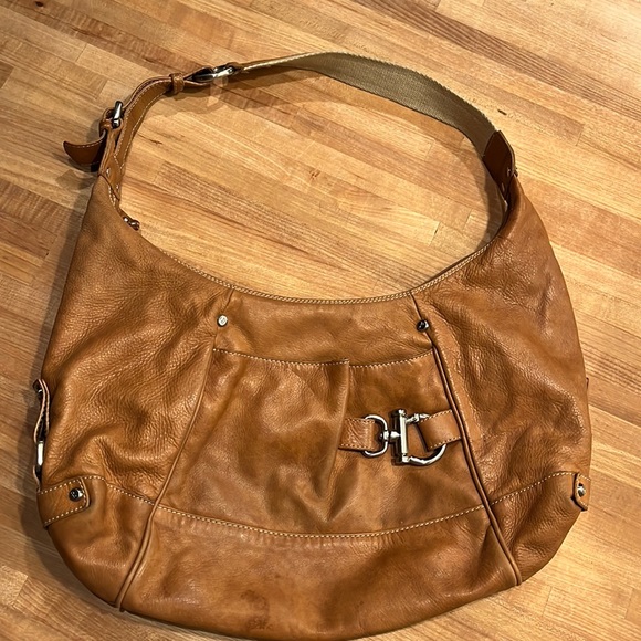 Nouvedive Leather handbag with beautiful silver accents - Picture 1 of 6